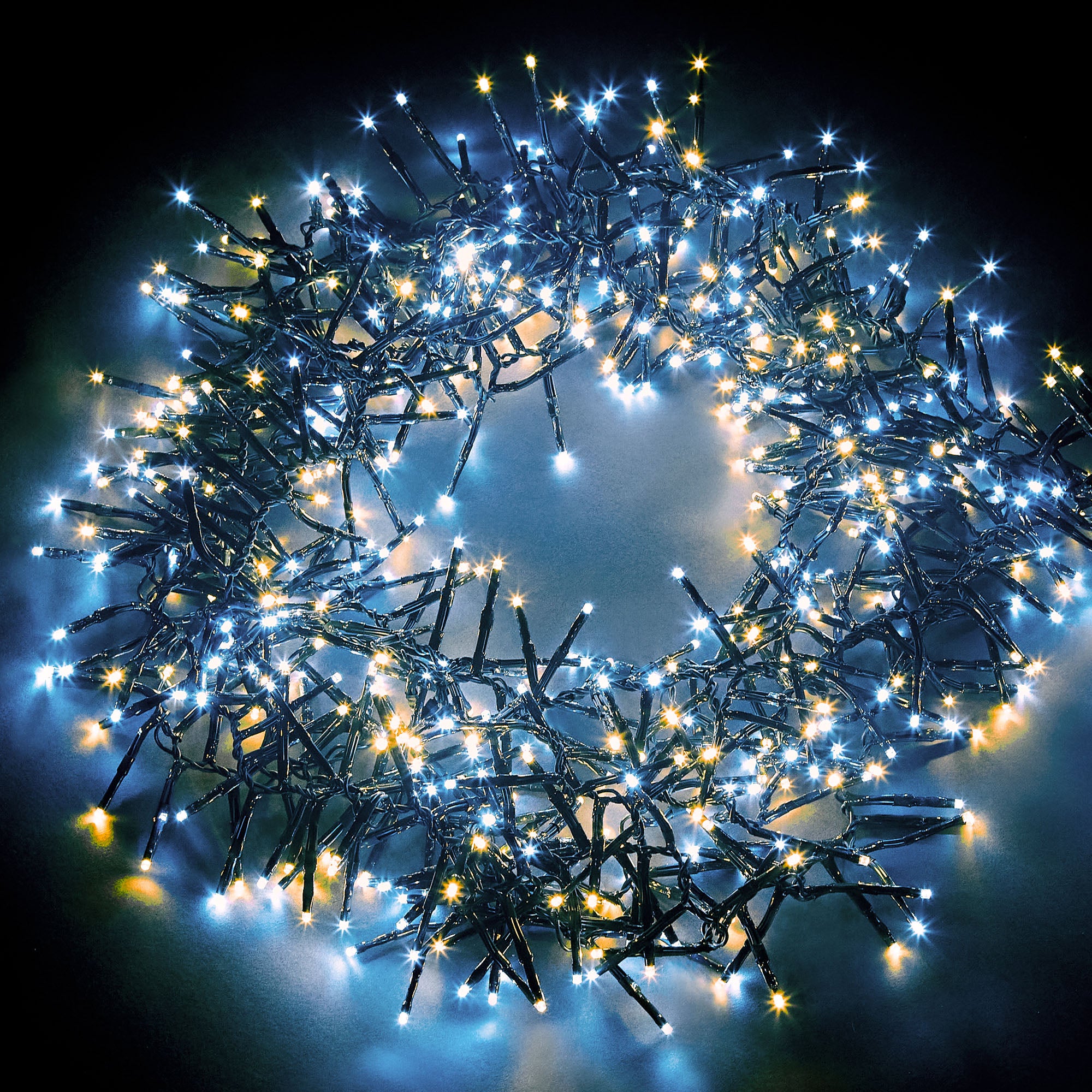 NETTA Plug-In LED 12M Cluster String Lights Outdoor and Indoor